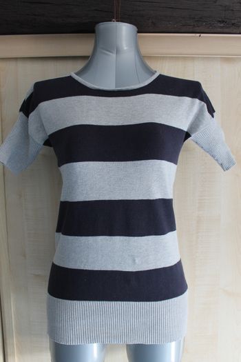 pull long / tunique manches courtes taille 36