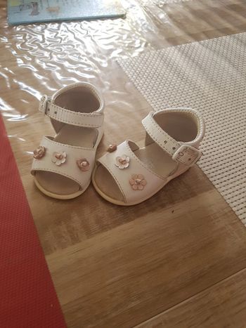 Chaussure bébé fille
