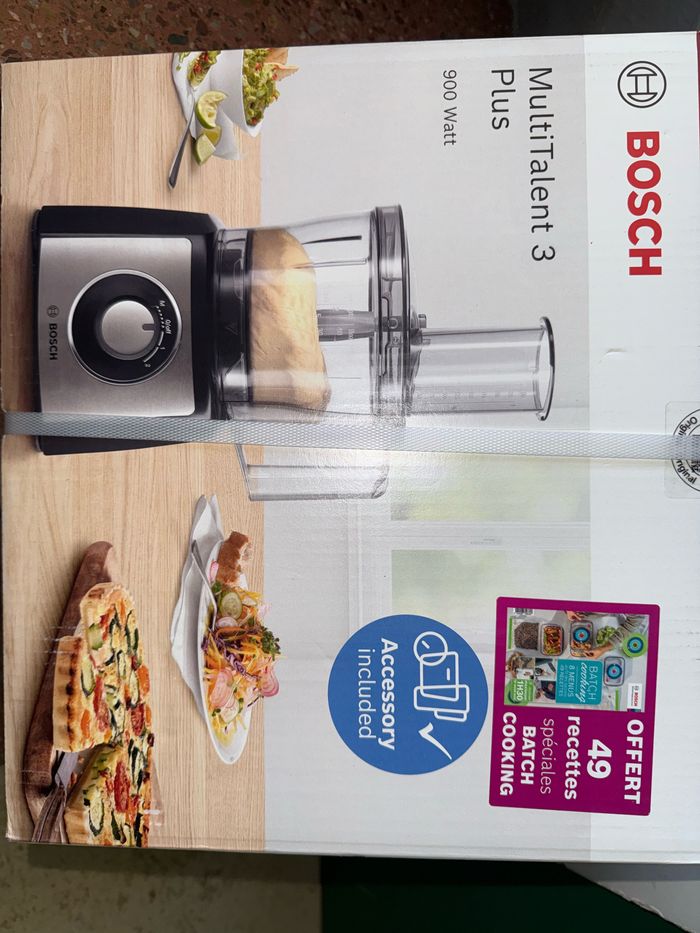 Robot  BOSCH MultiTalent 3 Plus 900W