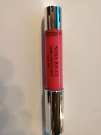 Gloss à lèvres rouge Nina ricci