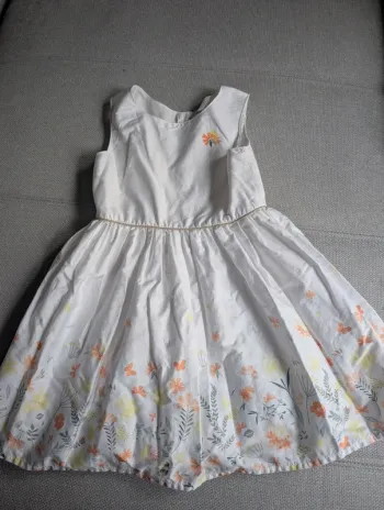 Robe blanche 4 ans