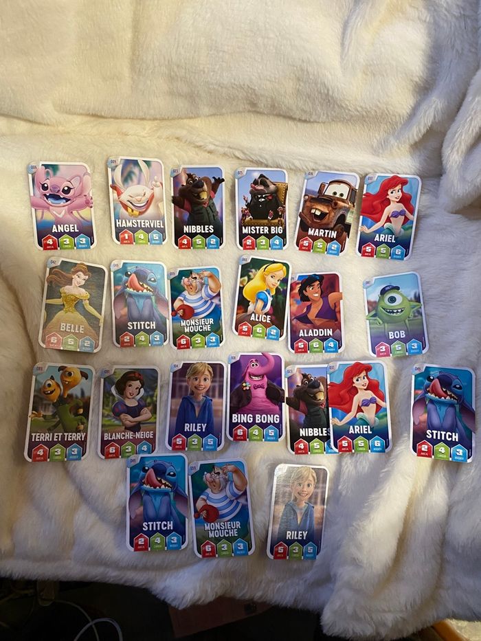 Lot de 22 cartes Disney Leclerc