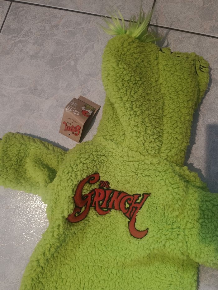 Combinaison Grinch 12/18 mois - photo numéro 3