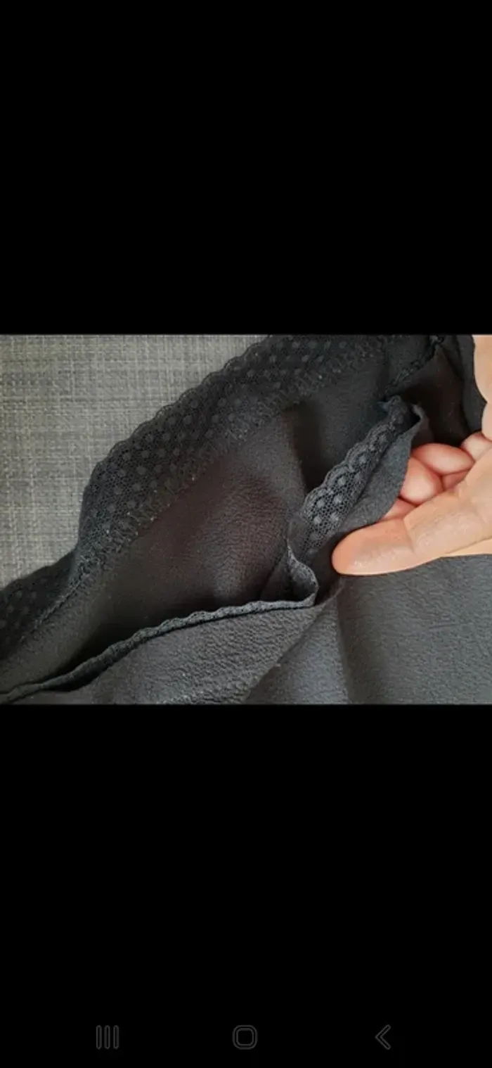 Short court noir - photo numéro 5