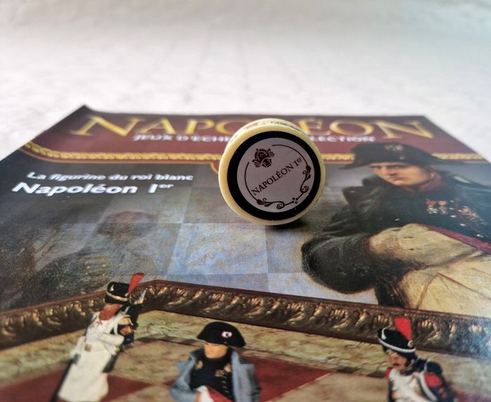 Figurine , Napoléon , jeux d'échec de collection , numéro 33 , Napoléon 1er - photo numéro 3