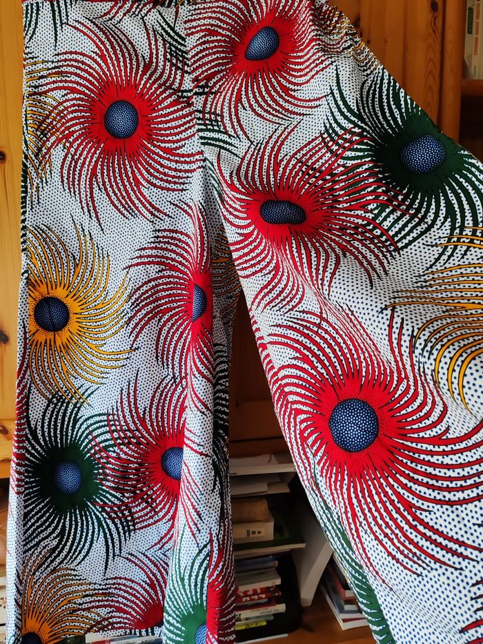 Pantalon large ou jupe - photo numéro 3