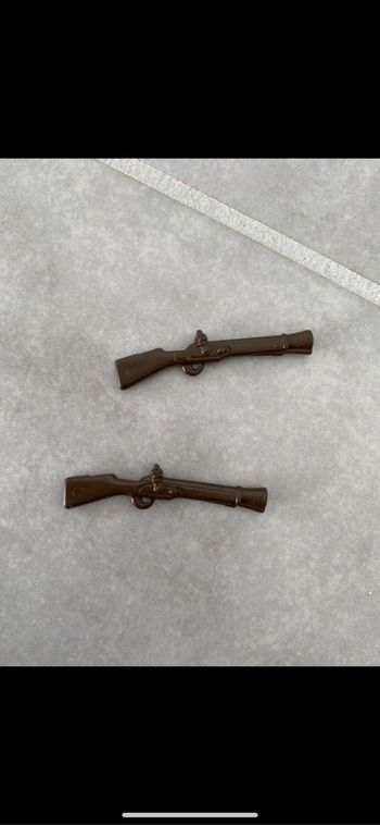 Lot de 2 fusils Playmobil