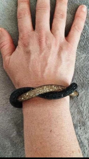 Bracelet torsadé  doré noir aimanté - Accessoire  fantaisie chic  pour femme