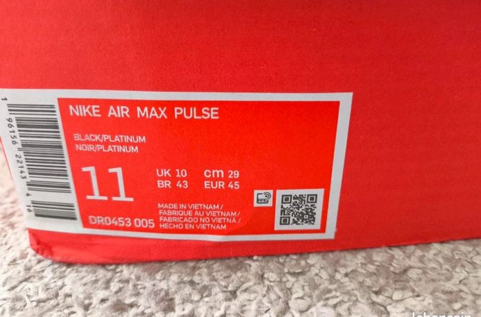 Air max pulse noir et blanc taille 45 neuf - photo numéro 7