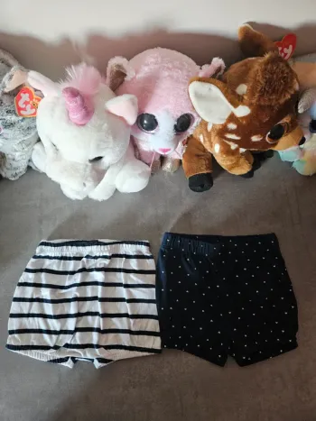 Lot 2 short 9mois