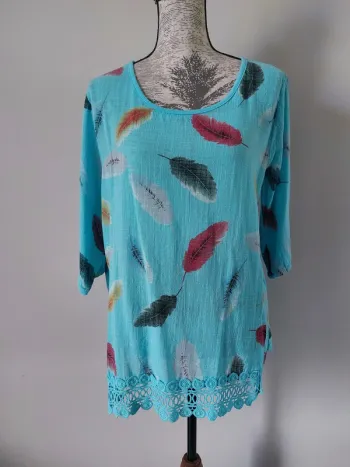 Haut bleu 100% coton neuf