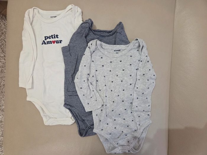 Lot de 3 bodies Kiabi 9 mois