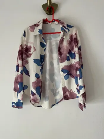 Chemise à fleurs