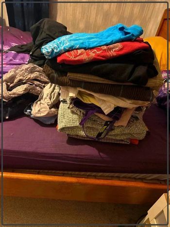 Lot revendeur toute taille 30vetements en parfait état certains neuf avec étiquette