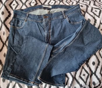 Jean 48 neuf sans étiquette kiabi regular bleu foncé