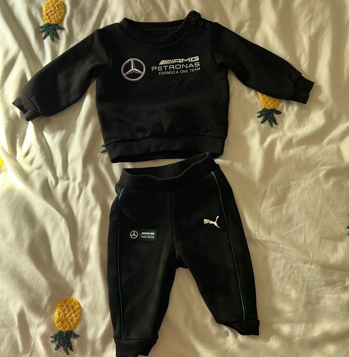 Ensemble puma, enfants