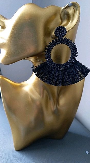 Boucles d'oreilles pompon