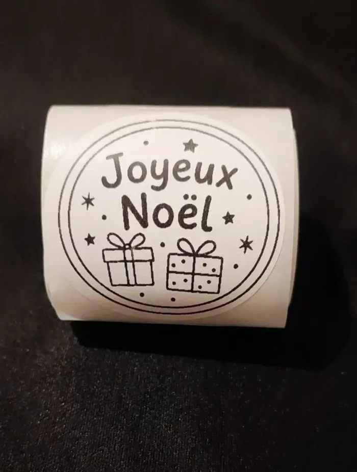 Lot de 20 autocollants “Joyeux Noël” stickers cadeaux ronds 50×50 mm pour emballages et créations
