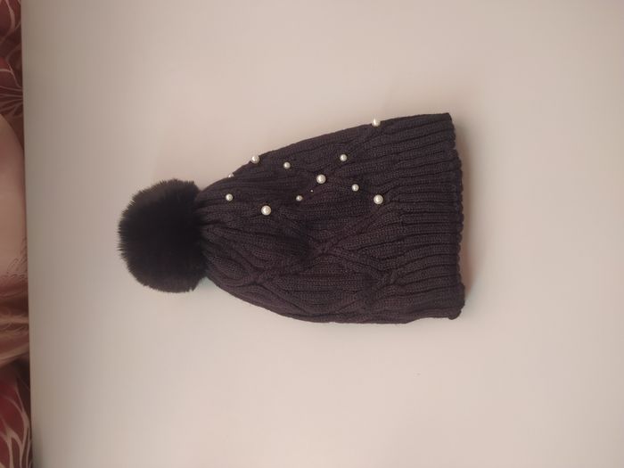 Bonnet noir élégant à perles avec pompon pour femme neuf - photo numéro 2