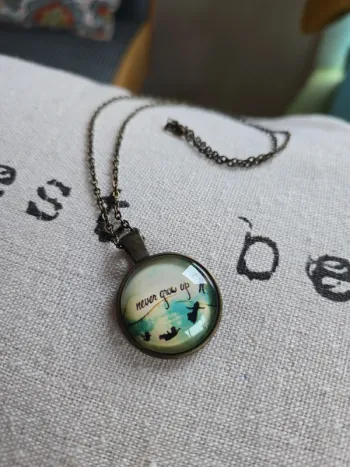 Collier peter pan