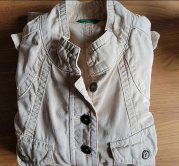 Veste beige de la marque united colors of beneton