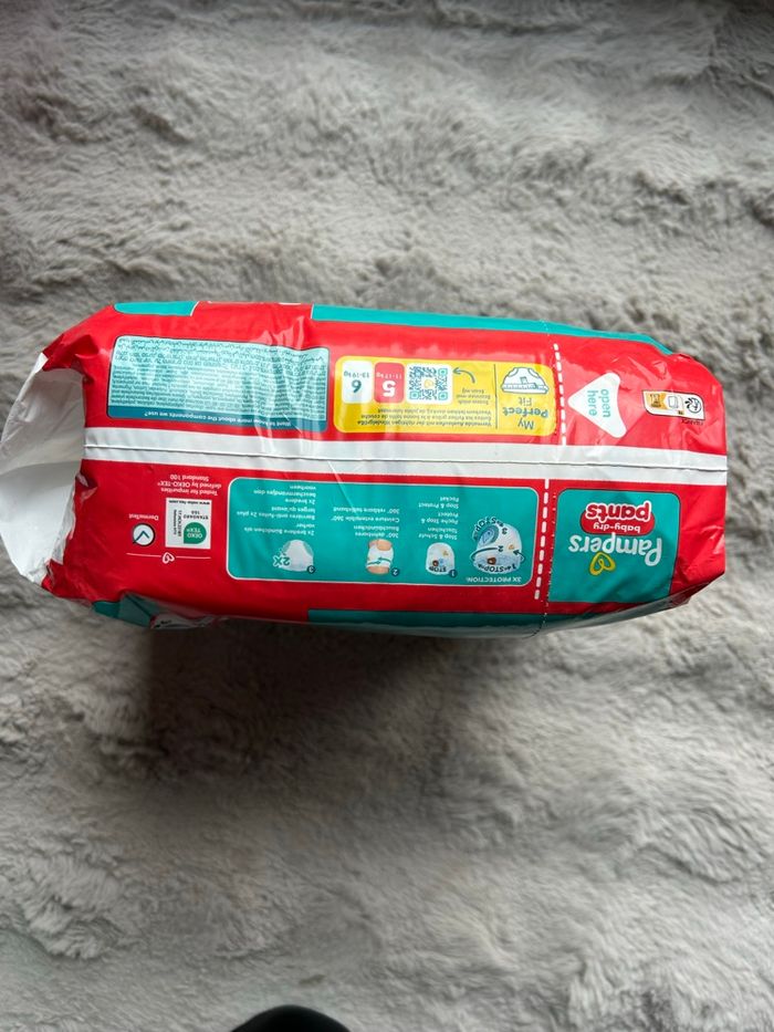 Pampers pants taille 5 NEUF - photo numéro 2