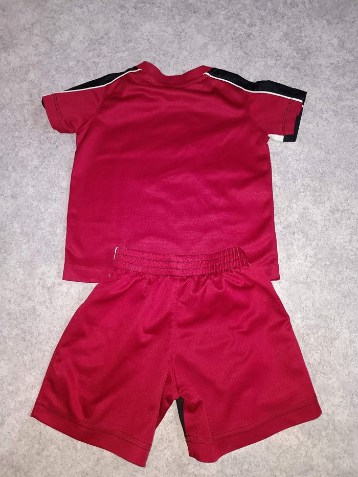 Ensemble Jordan 2 ans - photo numéro 4