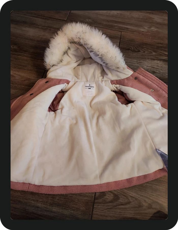 Manteau avec capuche fourrure rose Lulu castagnette Taille 24 mois - photo numéro 5