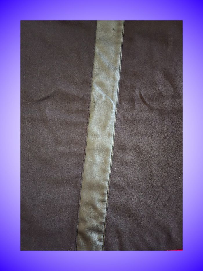 Jupe Patineuse Noire Élégante Blancheporte – Bande Simili Cuir Asymétrique – Taille 44 XXL – Très Bon État - photo numéro 3