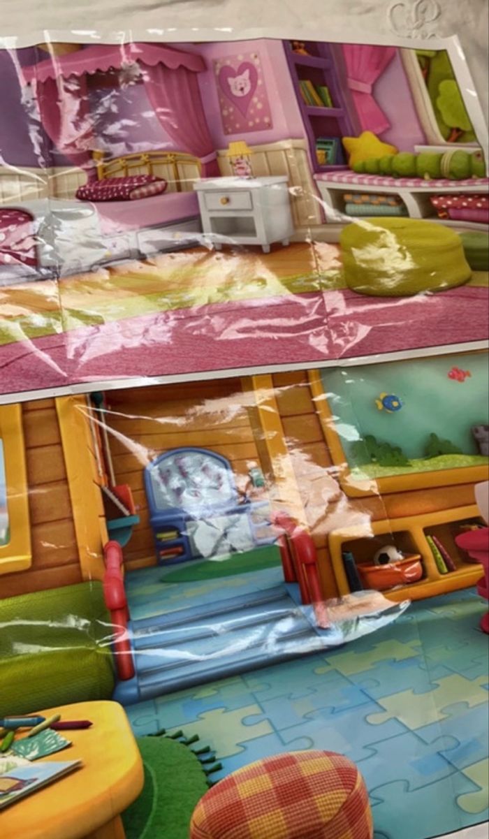 Livre et figurine docteur la peluche - photo numéro 5