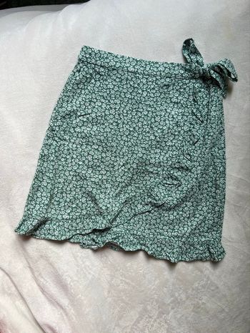 Jupe portefeuille fleurie