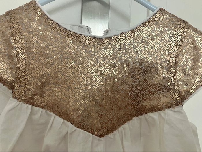 Jolie robe blanche avec sequins doré Obaibi - photo numéro 5