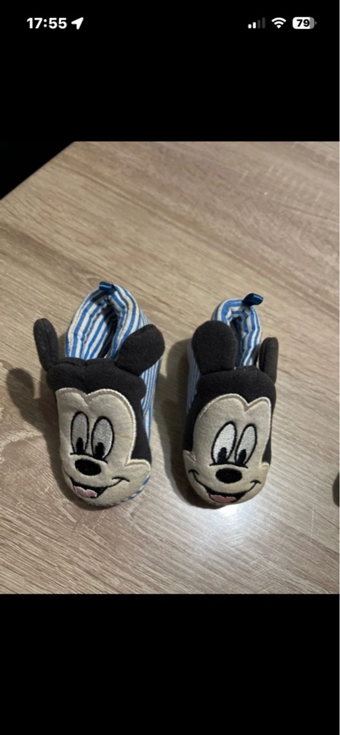 Lot chaussures - photo numéro 2