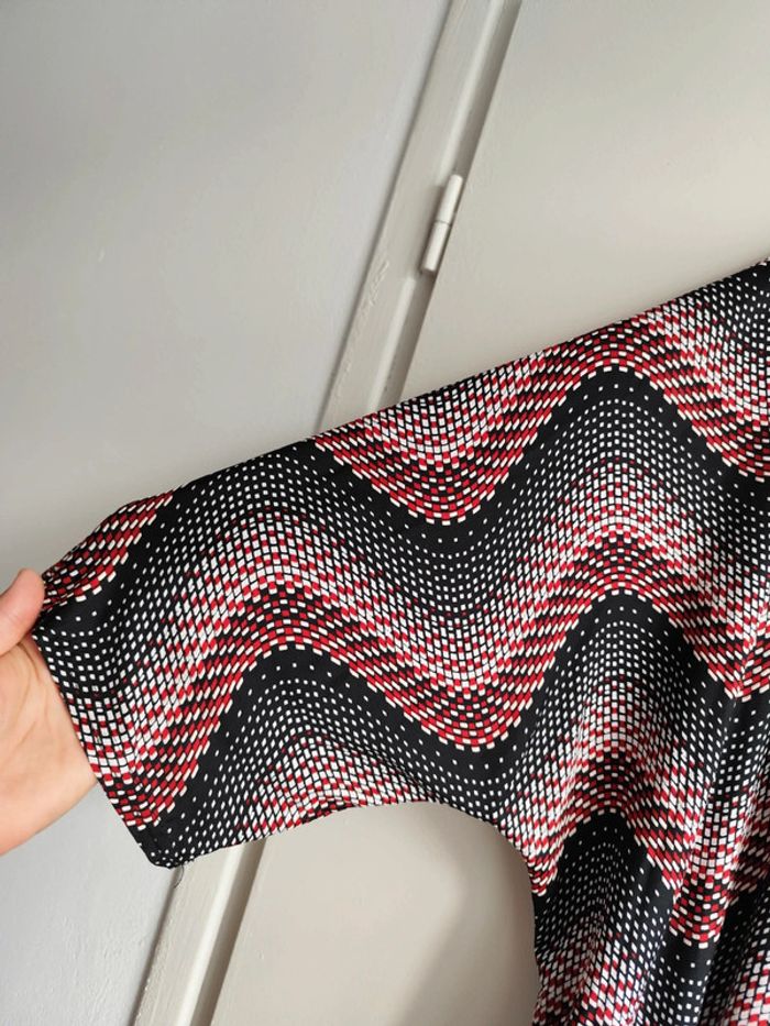 Jolie blouse à motifs avec dentelle dans le dos taille 54/56 Modavista - photo numéro 6