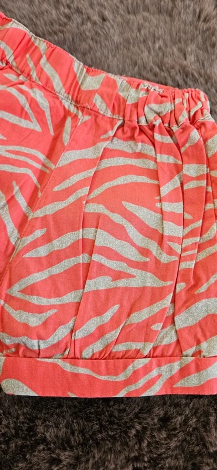 Short zèbre or orangé 18 mois fille - photo numéro 2