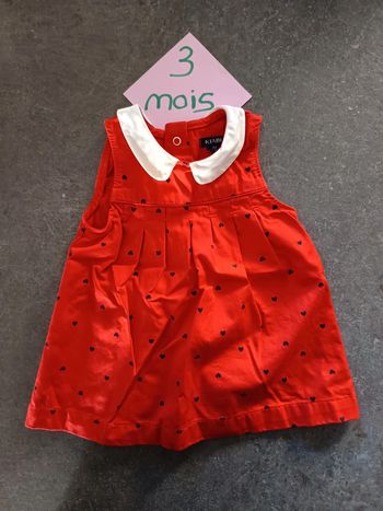 Robe rouge coeurs noirs 3 mois
