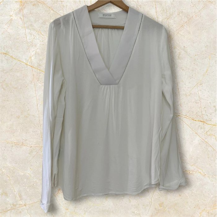 Blouse blanche - photo numéro 2