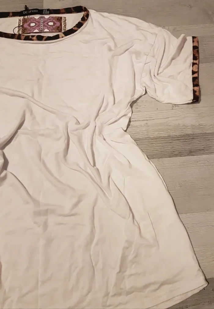 Tee-shirt blanc/léopard - Boohoo - T.44