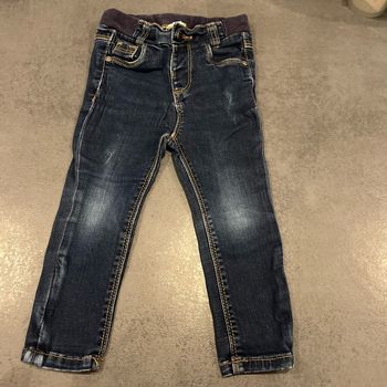 Jean 18 mois, tape-à-l’œil