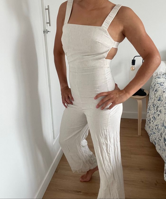 Combinaison beige Bershka