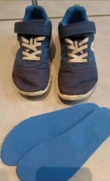 basket de sport enfant garçon à scratch bleu pointure 30·Très bon état·Decathlon