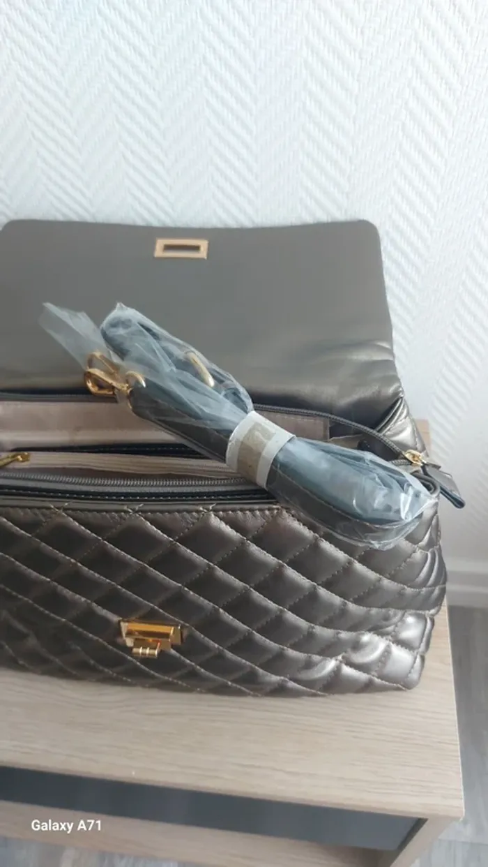 Sac à main 👜 bandoulière gris neuf - photo numéro 3