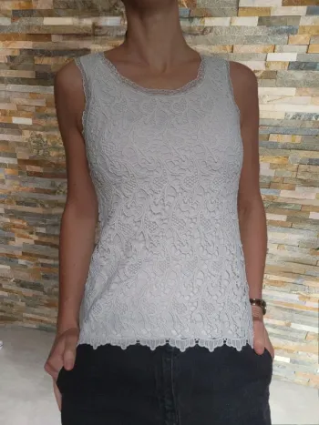 Tee-shirt sans manches Molly Bracken XS / S blanc avec dentelle