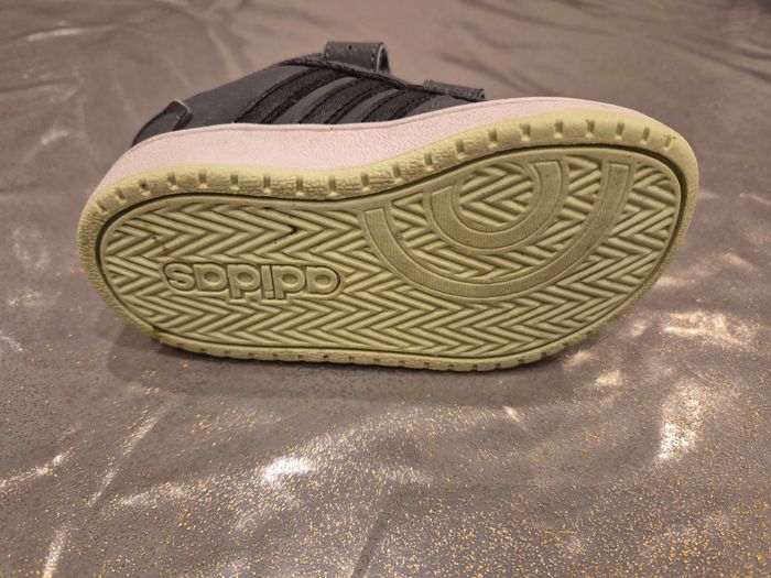 Bascket adidas à scratch - photo numéro 4