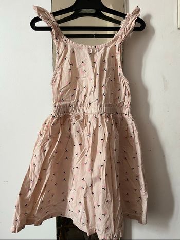 Jolie robe à bretelles