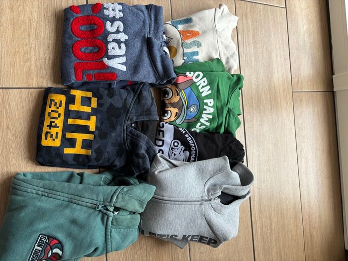 Gros lot de vêtements garçon 5/6 ans - photo numéro 7