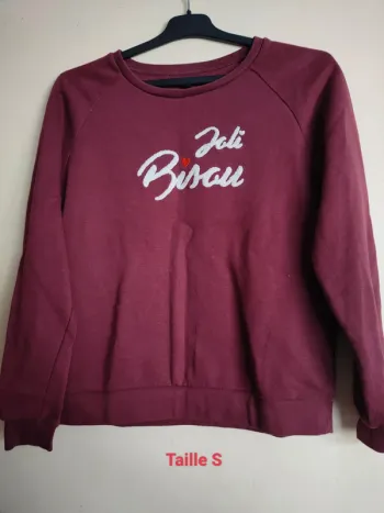 Sweat bordeaux "Joli bisou" taille S femme Kiabi