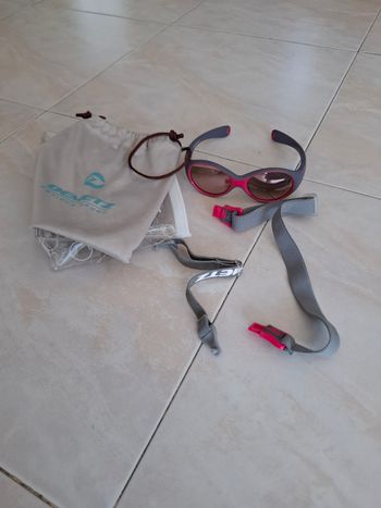 Lunettes de soleil bébé