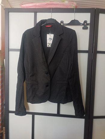 Veste noire taille 44