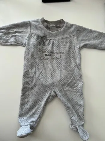 Pyjama velours Absorba – 6 mois (La plus mignonne c’est moi)